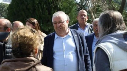 Edremit Belediyesi’den Narlı’dan Bostancı’ya saha mesaisi