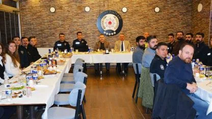 Edremit Kaymakamı Odabaş, Emniyet mensuplarıyla iftar sofrasında buluştu