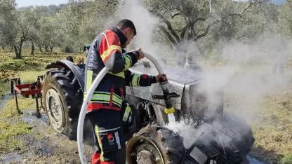 Edremit'te korkutan traktör yangını