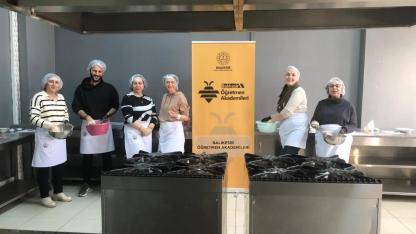 Gastronomi Akademisinde "Turuncu Mucize" Rüzgarı: Dursunbey Kabaklı Ekmeği