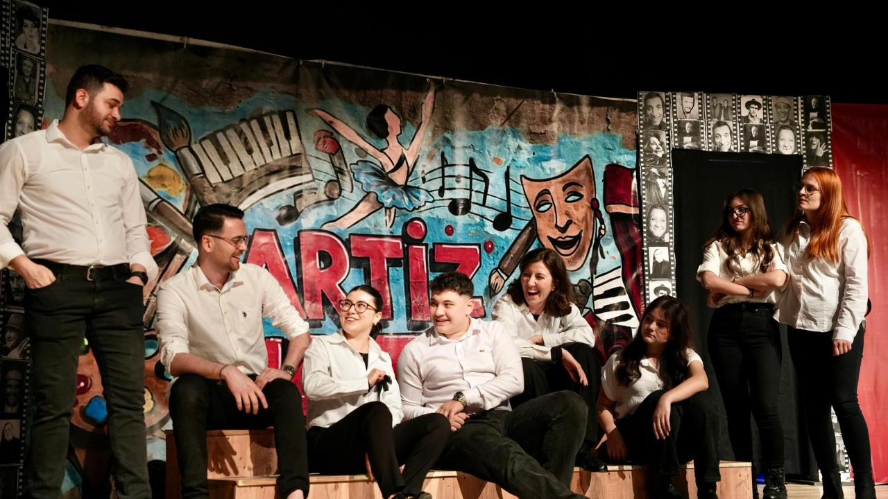 Gömeç’te Tiyatro Günleri Coşkuyla Tamamlandı