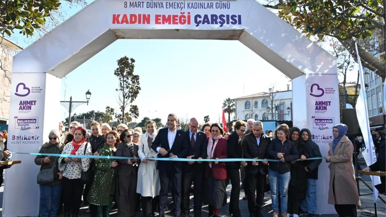 Kadın Emeği Çarşısı açıldı
