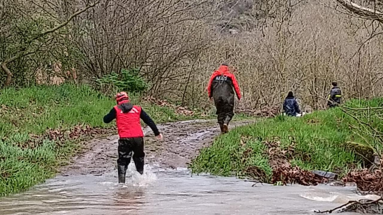 Karesi’de ATV ile Dereyi Geçmek İstediler: Akıntıya Kapılıp Mahsur Kaldılar