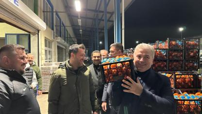 Milletvekili Dr. Mustafa Canbey Sabah Öğle Akşam Gece Her Daim vatandaşın yanında…