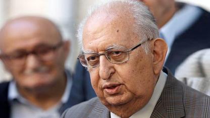 Ayvalık Hüsamettin Cindoruk'u unutmadı