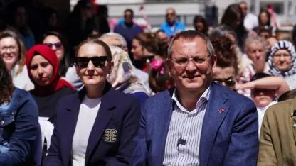 Ayvalık’ta 23 Nisan Coşkusu: Çocuklar Geleceğe Umut Oldu...