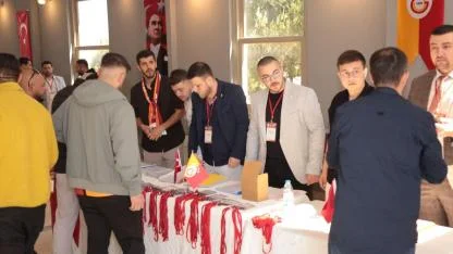 Ayvalık’ta Galatasaray Taraftar Derneği’nden İlk Genel Kurul