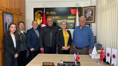 Ayvalık’ta İyi Parti’den Esnaf Odasına Ziyaret