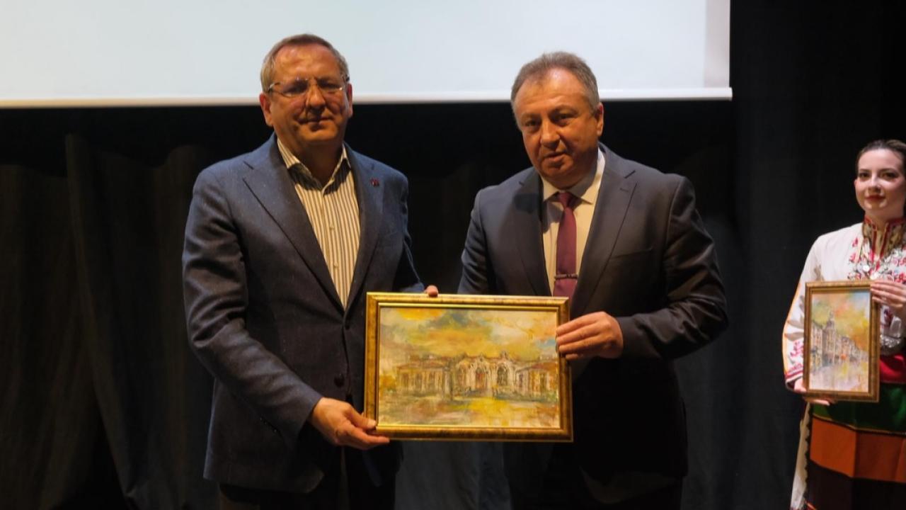 Ayvalık’ta Uluslararası Sanat Buluşması