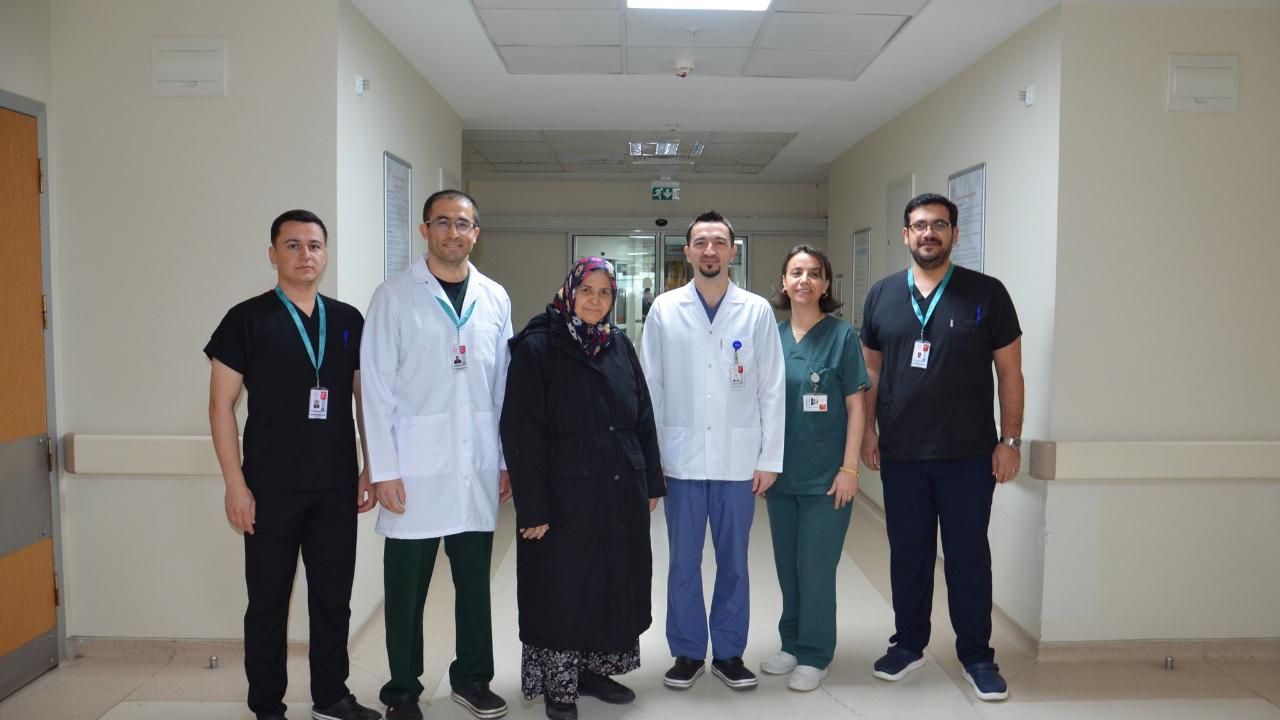 Balıkesir’de İz Bırakmayan Modern Cerrahi: V-NOTES Yöntemiyle Başarılı Operasyon