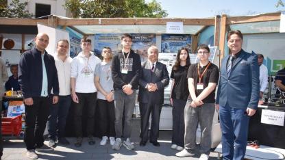 Balıkesir'de Mesleki Eğitim Gücünü Gösterdi: Cumhuriyet Meydanı'nda Geleceğe Açılan Büyük Buluşma