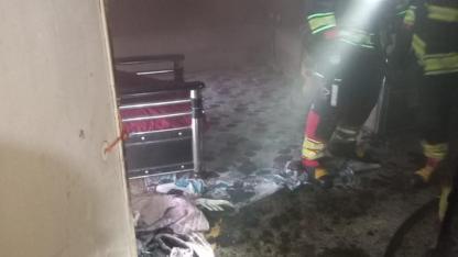 Bandırma’da apartman dairesinde yangın korkuttu.