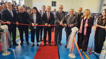 Bandırma'da Bilim Rüzgârı: Geleceğin Mucitleri 4006 Bilim Fuarında Projelerini Sergiledi