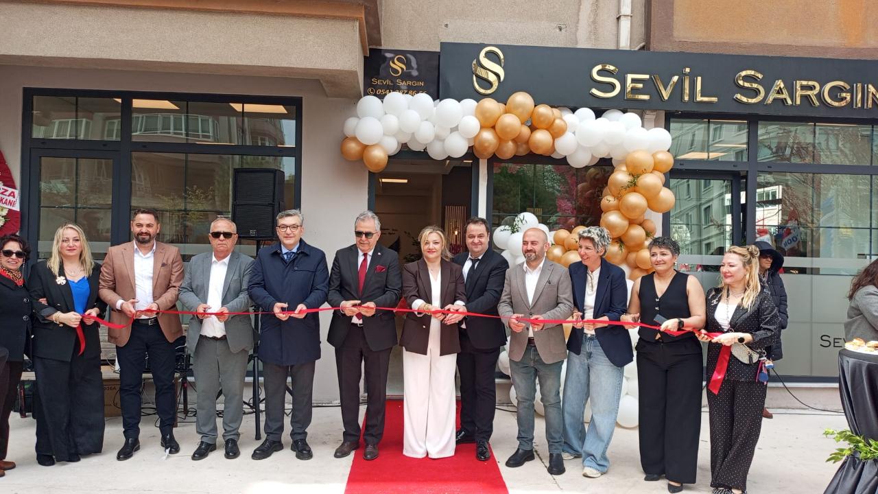 Bandırma’da Görkemli Açılış Töreni