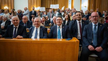 Başkan Ertaş ve Edremit heyeti CHP Lideri Özgür Özel ile buluştu