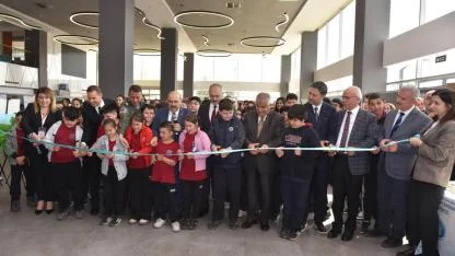 Bilimin Kalbi Balıkesir'de Attı: TÜBİTAK 4006-B Bilim Fuarı Yoğun Katılımla Açıldı