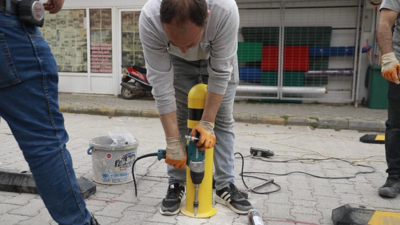 Burhaniye Belediyesi'nden Trafiği Rahatlatan Hamle
