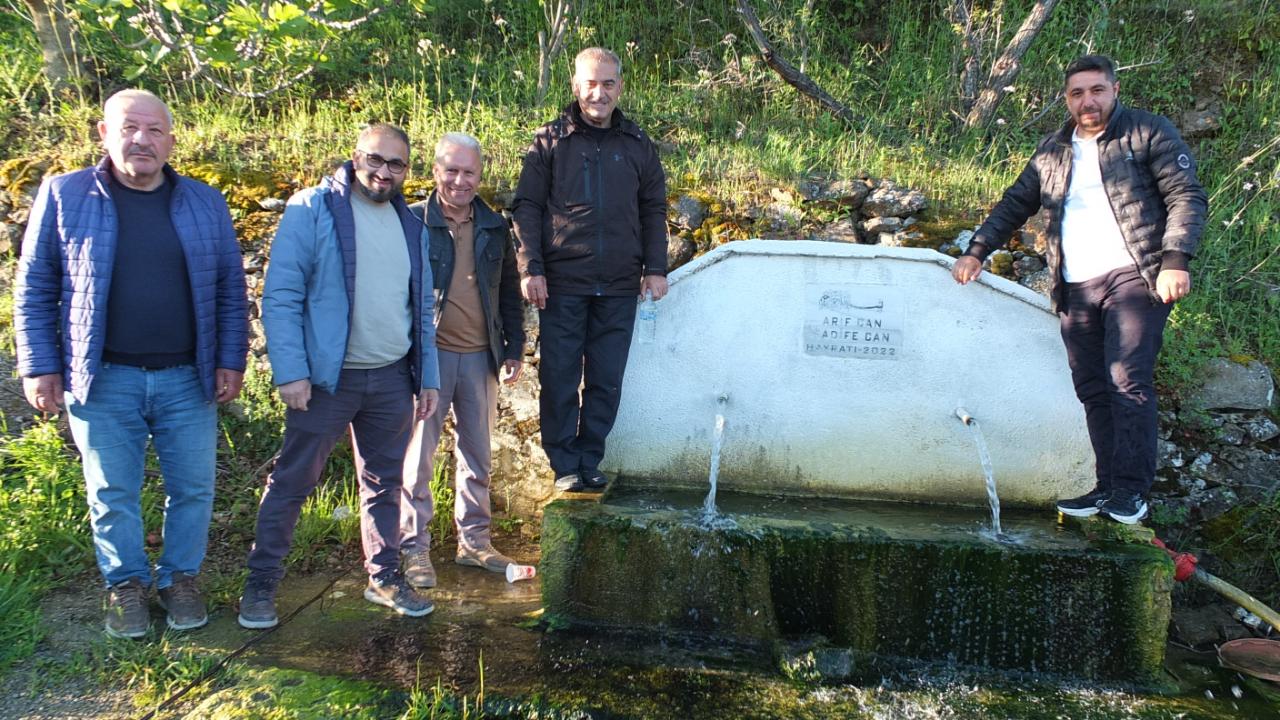 Burhaniye’de çeşmelerden fışkıran sular bereketli sezon umutlarını artırdı