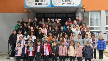 Burhaniye’de Gençler Doğa ve Tarihle Buluştu