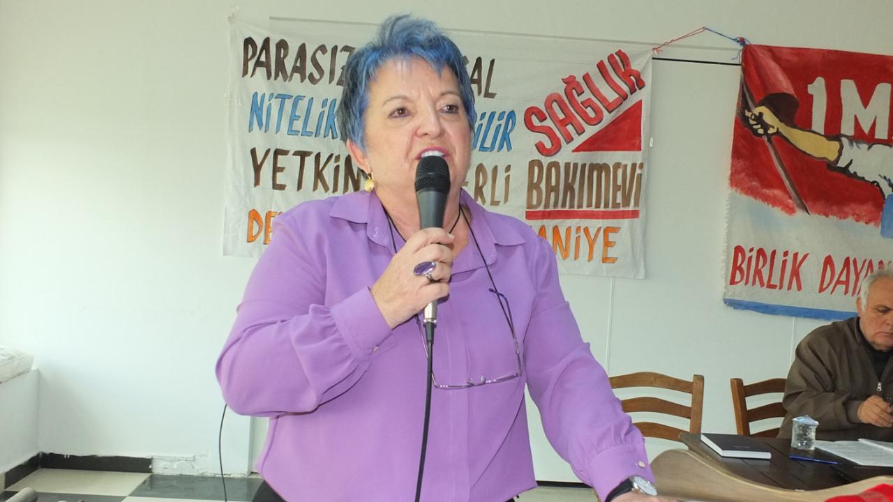 Burhaniye’de kadın başkan üyeleri sendikaya sahip çıkmaya çağırdı