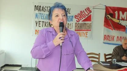 Burhaniye’de kadın başkan üyeleri sendikaya sahip çıkmaya çağırdı