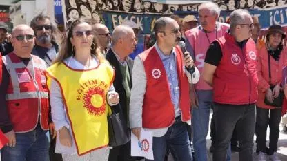 Burhaniye’de Madencilere Destek eylemi yapıldı