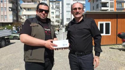 Burhaniye’de sendika üyelerine hediyeli ziyaret