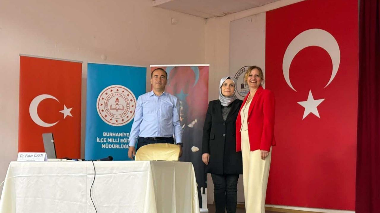 Burhaniye’de TÜBİTAK Bilim Söyleyişi Programı ilgi gördü