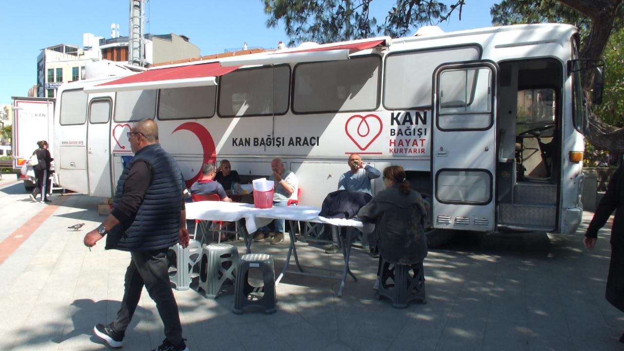 Burhaniyeliler kan bağışını sevdi