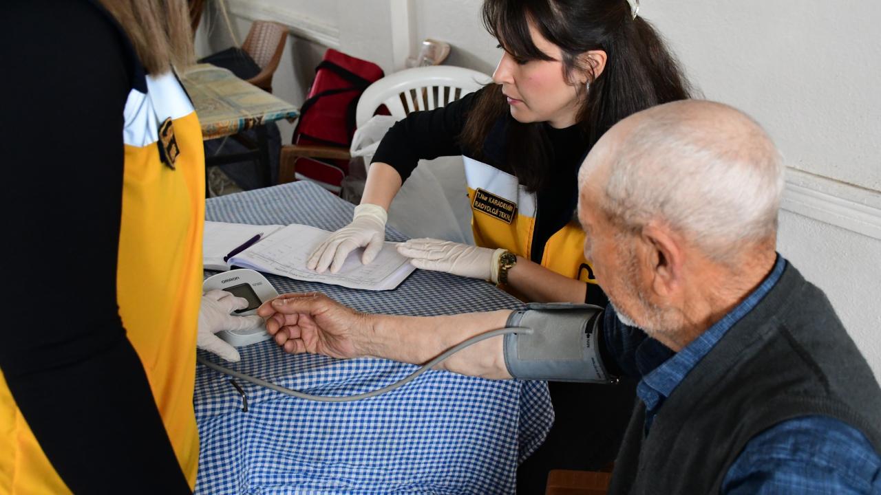 Büyükşehir Belediyesi, Yakın Berber ve Evde Bakım Hizmetleri Uygulamalarıyla vatandaşın yanında