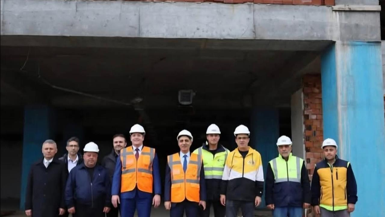 Çavdar’dan Edremit’e Sağlık Çıkarması: Hem Ziyaret Hem İnceleme