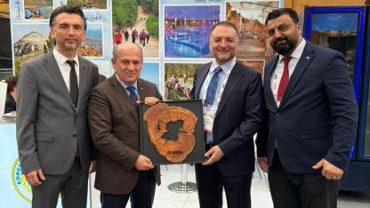 Edremit Ticaret Odası, 4. Türsab Turizm Kongresi’nde Bölge Turizmini Tanıttı