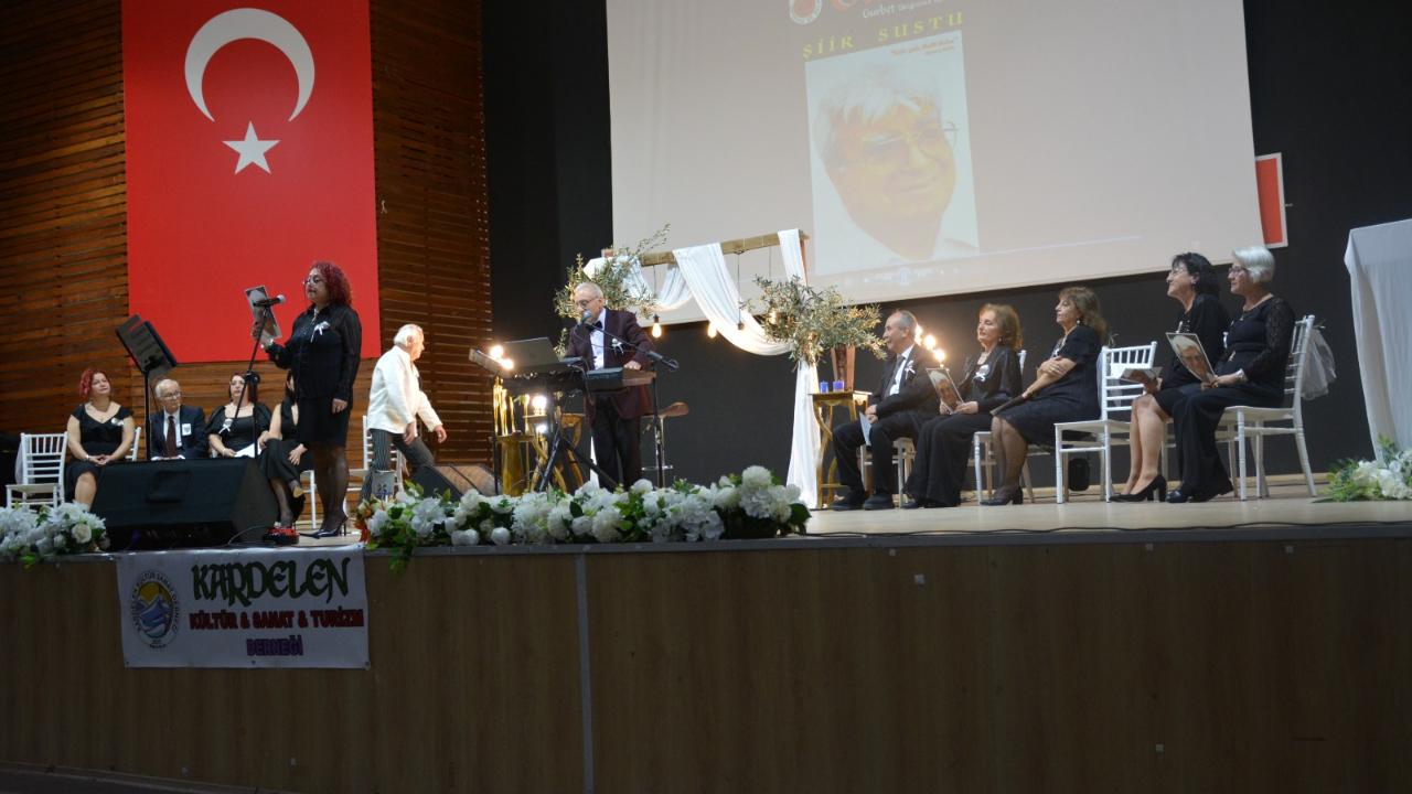 Edremit'e İz Bırakan Şair Halil Soyuer'e Vefa