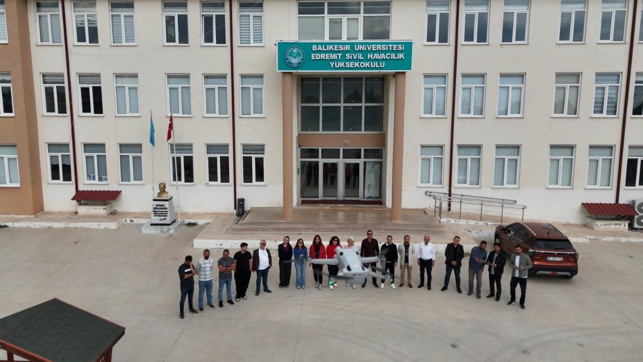 Edremit’te İHA-1 Dron Pilotluğu Eğitimi Başlıyor