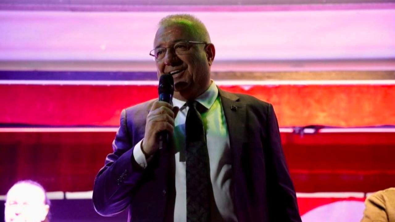 Edremit'te Roman Gecesi.. Müzik, Dans, Coşku Bir Arada..