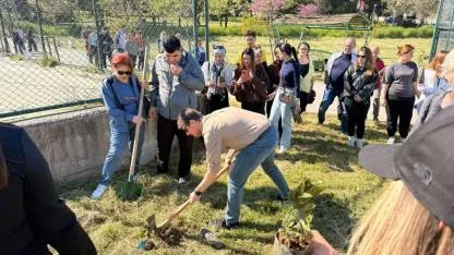 General Balcı Çamlığı’nda 100’den Fazla Defne Fidanı Toprakla Buluştu