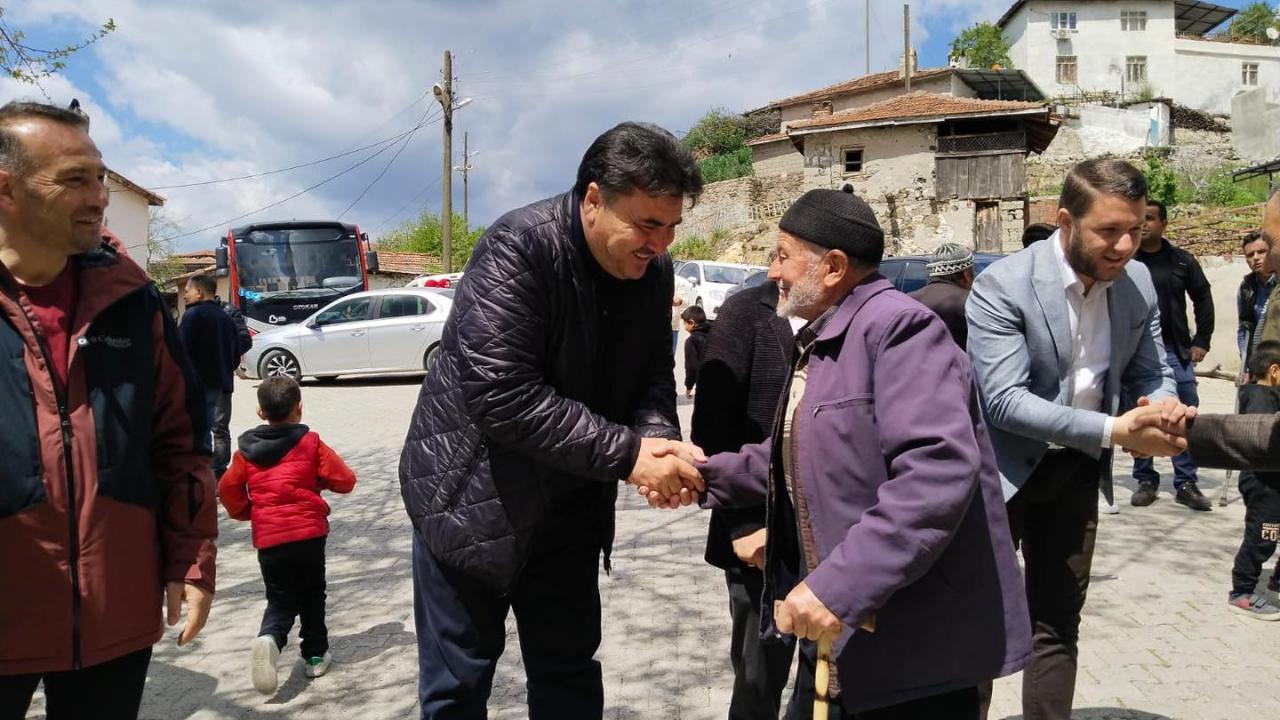 Havran'da Köy Hayırlarıına Yoğun Katılım