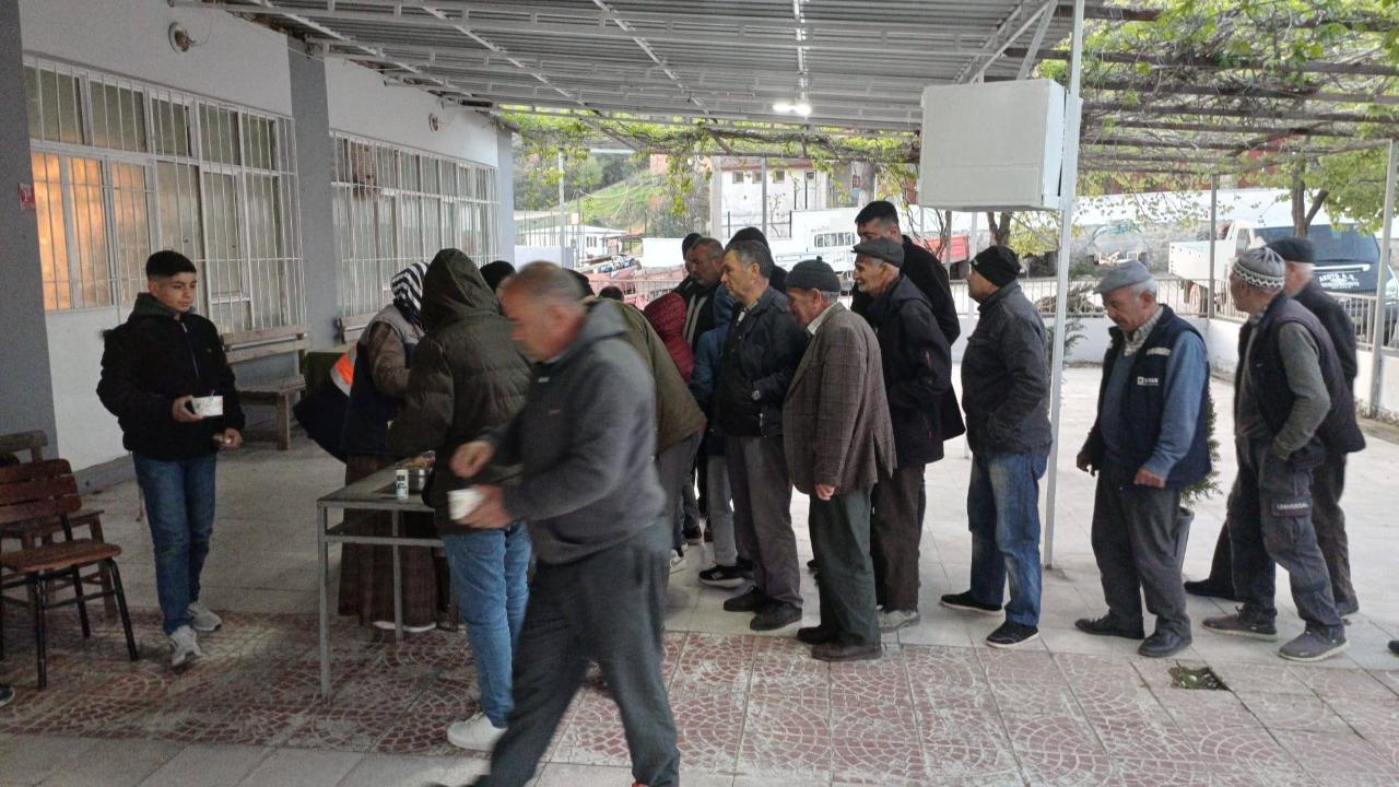 Havran’da Sabah Namazı Buluşması Eseler Camiinde yapıldı