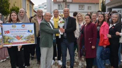 Kardeş Okullar Edremit’te buluştu