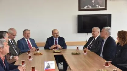 Karesi'de Eğitime Yakın Takip: Vali Ustaoğlu'ndan Mesleki Eğitime Ziyaret