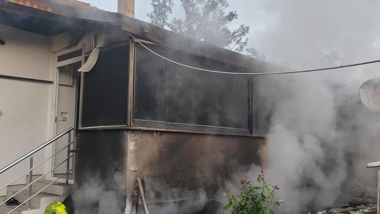 Kepsut’ta korkunç yangın: Yaşlı kadın hayatını kaybetti
