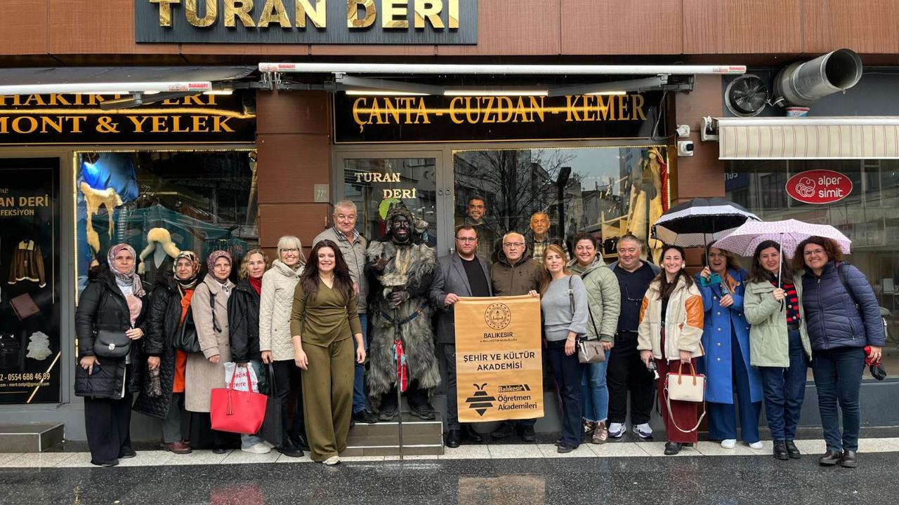 Maskenin Ardındaki Direniş: Balıkesir'in Kadim Hafızası Tülütabaklarla Yeniden Canlandı