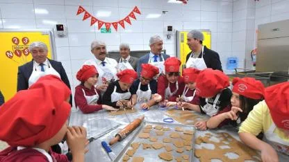 Minik Şeflerden 23 Nisan'a Tatlı Dokunuş