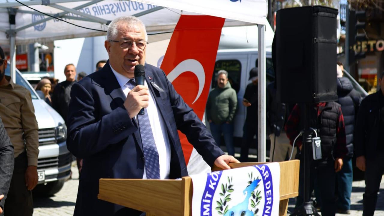 Van’ın Kurtuluşunun 108. Yılı Balıkesir Edremit’te Büyük Coşkuyla Kutlandı