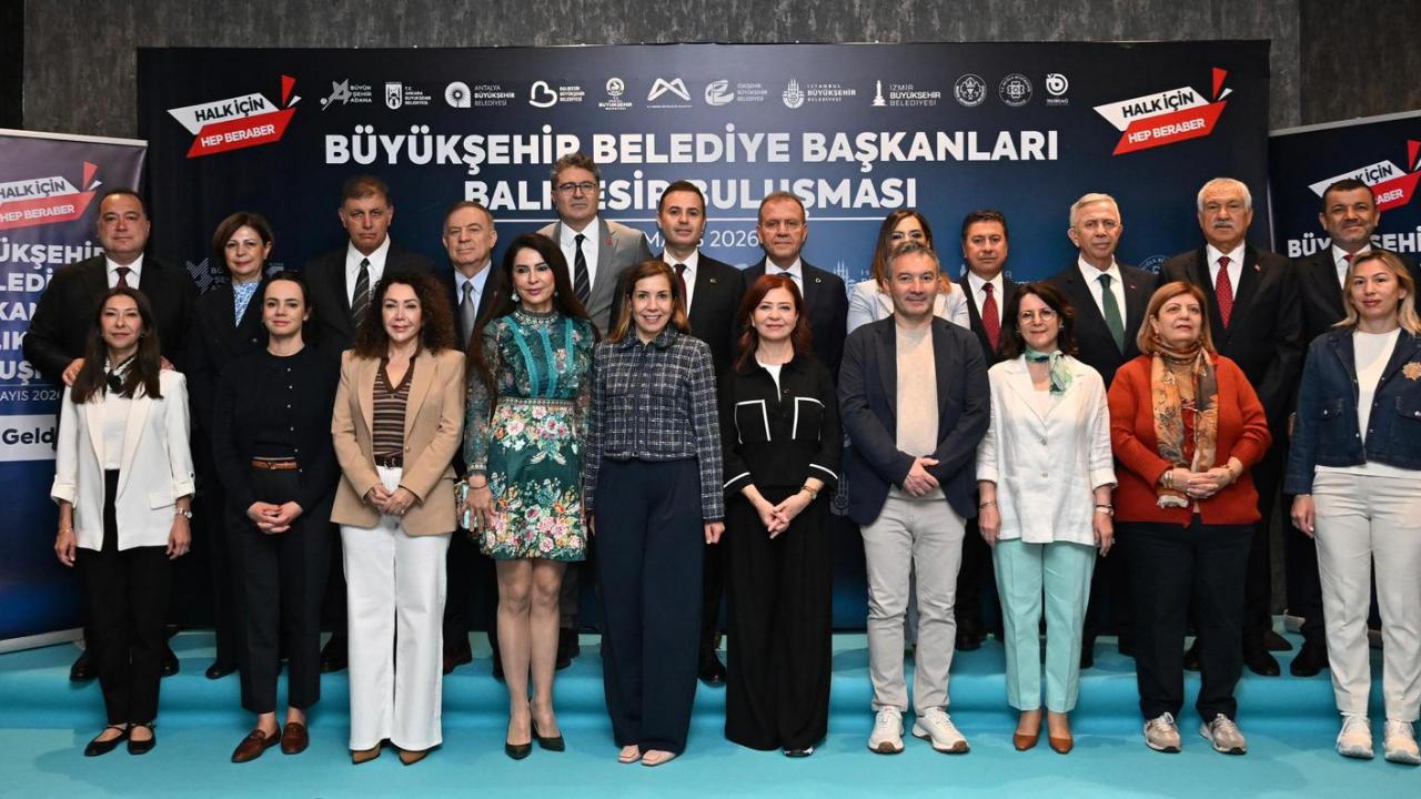 Başkan Ahmet Akın Tarihi Zirveye Ev Sahipliği Yaptı
