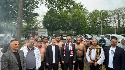 Başkan Akın Almanya’daki hemşehrileriyle hasret giderdi