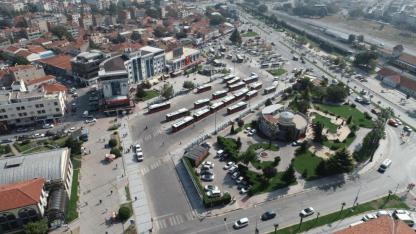 Büyükşehir Belediyesi yeni düzenlemeler ile toplu taşıma ağını rahatlatıyor