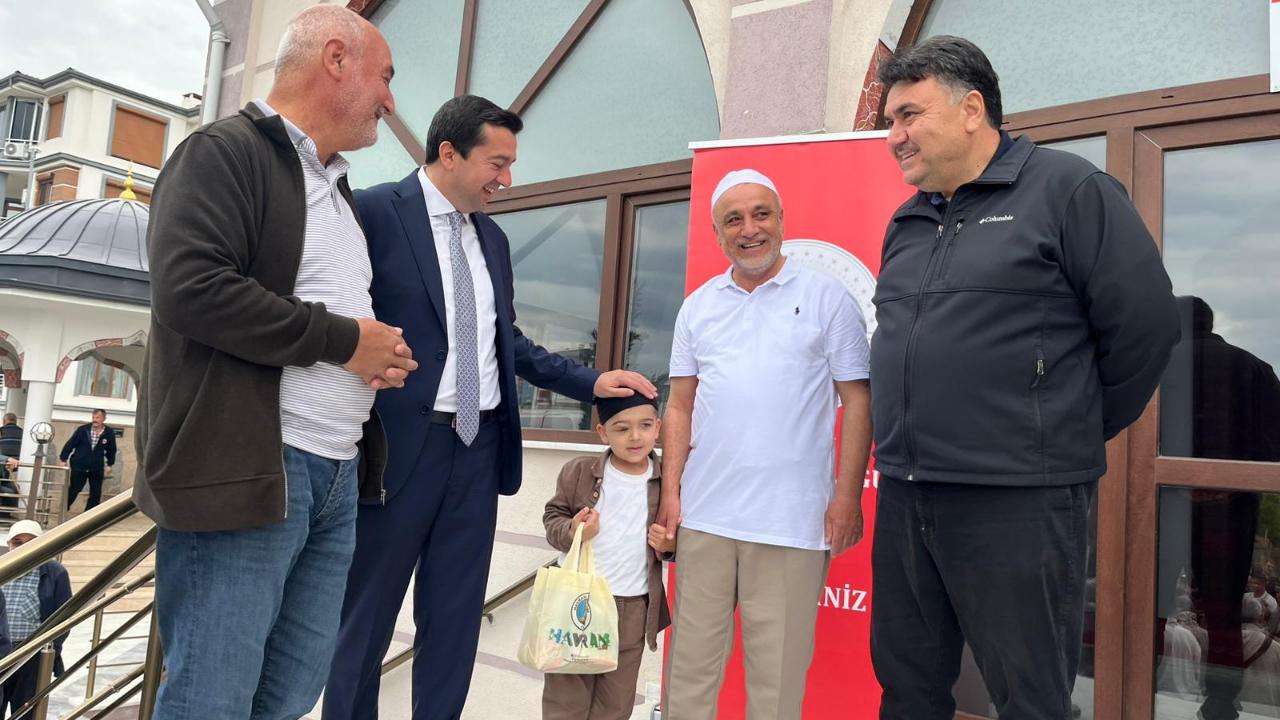 Havran'da hacı adayları kutsal topraklara dualarla uğurlandı.