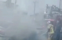 Edremit Güre'de karayolunu duman altında bırakan araç yangını Balıkesir