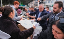 Mehmet Ertaş Ve Akın Tuzcumurat Mahallesi’nde Binlerce Edremitli İle İftar Yaptı
